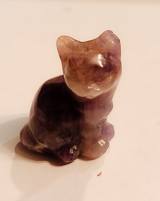 Miniature Amethyst Cat Carving