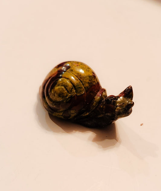 Miniture African BloodStone Snail